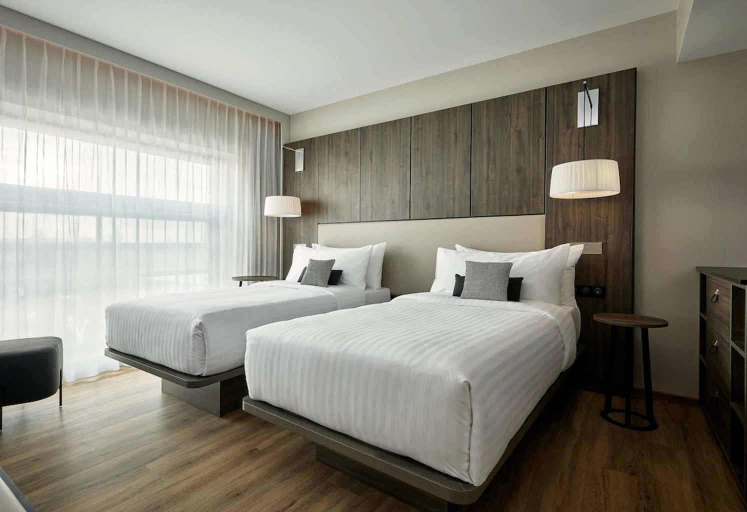 c-hotel.jpg